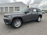 Certified 2023 Jeep Grand Cherokee Laredo image 5