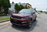 Used 2023 Jeep Grand Cherokee 4WD 4xe image 2