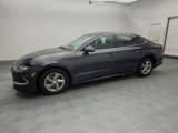Used 2022 Hyundai Sonata SE image 2