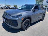 New 2025 Volkswagen Tiguan SE R-Line image 3