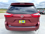 Used 2015 Toyota Sienna LE image 5