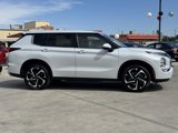 Used 2024 Mitsubishi Outlander SE image 5
