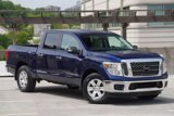 Used 2018 Nissan Titan SV image 2