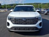Used 2024 Volkswagen Atlas SE image 2