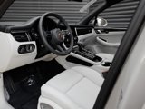 New 2026 Porsche Macan image 4