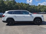 New 2026 Volkswagen Atlas SE image 3