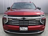 New 2025 Chevrolet Suburban Premier image 2