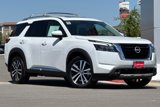 New 2025 Nissan Pathfinder Platinum image 2