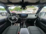 Used 2024 Jeep Wrangler Unlimited image 2