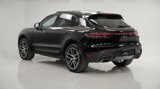 Certified 2024 Porsche Macan image 3