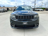 Used 2018 Jeep Grand Cherokee SRT image 4