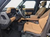 New 2025 Land Rover Defender 110 X-Dynamic SE image 4