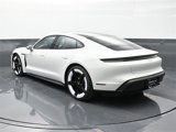 Used 2025 Porsche Taycan image 3