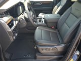 New 2025 GMC Yukon XL Denali w/ Denali Reserve Package image 5
