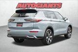 New 2025 Mitsubishi Outlander SE image 4