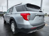 Used 2024 Ford Explorer XLT w/ Equipment Group 202A image 3