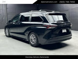 Used 2023 Toyota Sienna XLE image 5
