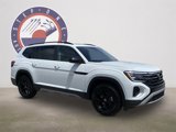 New 2025 Volkswagen Atlas Peak Edition SE image 1