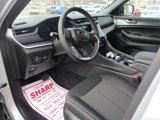 New 2025 Jeep Grand Cherokee Laredo X w/ Luxury Tech Group I image 4