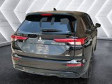 Used 2023 Mitsubishi Outlander SE image 5