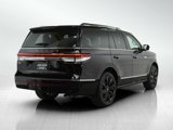 Used 2024 Lincoln Navigator Reserve image 5