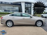 Used 2025 Chevrolet Malibu LT image 2
