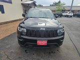 Used 2020 Jeep Grand Cherokee Laredo image 3