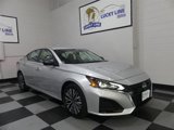 Used 2024 Nissan Altima 2.5 SV image 5
