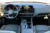 New 2025 Nissan Pathfinder Platinum image 5