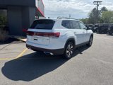Used 2024 Volkswagen Atlas SE image 3
