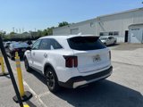Used 2024 Kia Sorento S image 4