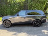 Used 2025 Land Rover Range Rover SE image 2