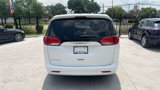 Used 2022 Chrysler Voyager LX image 6