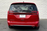 New 2025 Chrysler Pacifica Select image 3