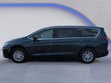 New 2025 Chrysler Pacifica Select image 3
