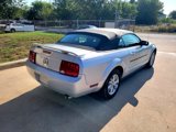 Used 2006 Ford Mustang Convertible image 4