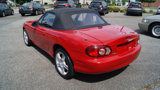Used 2005 MAZDA MX-5 Miata w/ Convenience Pkg image 4