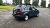 Used 2011 Kia Sorento LX w/ Convenience Pkg image 4