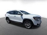 Used 2024 GMC Terrain SLT image 2