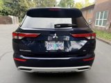 Used 2022 Mitsubishi Outlander SE image 6