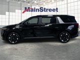 Used 2025 Kia Carnival EX image 2