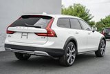 New 2025 Volvo V90 B6 Cross Country Ultra image 4