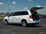 Used 2020 Dodge Grand Caravan SXT image 3