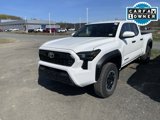 Used 2024 Toyota Tacoma TRD Off-Road image 2