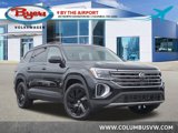 New 2025 Volkswagen Atlas SE image 1