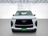 New 2025 INFINITI QX80 Pure image 2