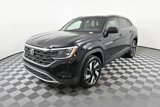 Certified 2024 Volkswagen Atlas Cross Sport SE w/ Panoramic Sunroof Package image 2