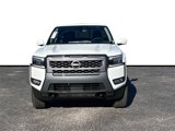 New 2025 Nissan Frontier SL image 2