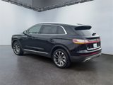 Used 2022 Lincoln Nautilus Reserve w/ Luxury Package image 3