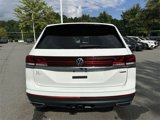 New 2025 Volkswagen Atlas SE image 4